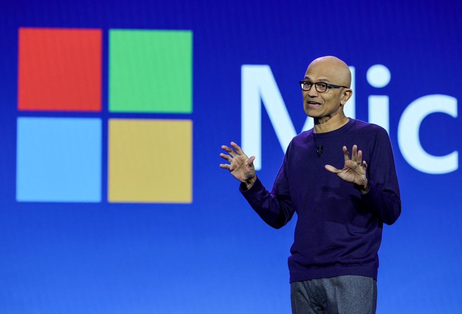 CEO Microsoft kunjungi RI