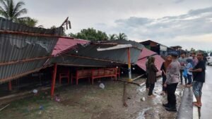 Korban Angin Kencang Aceh Utara Rasanya Tak Mungkin Menunggu Pemerintah